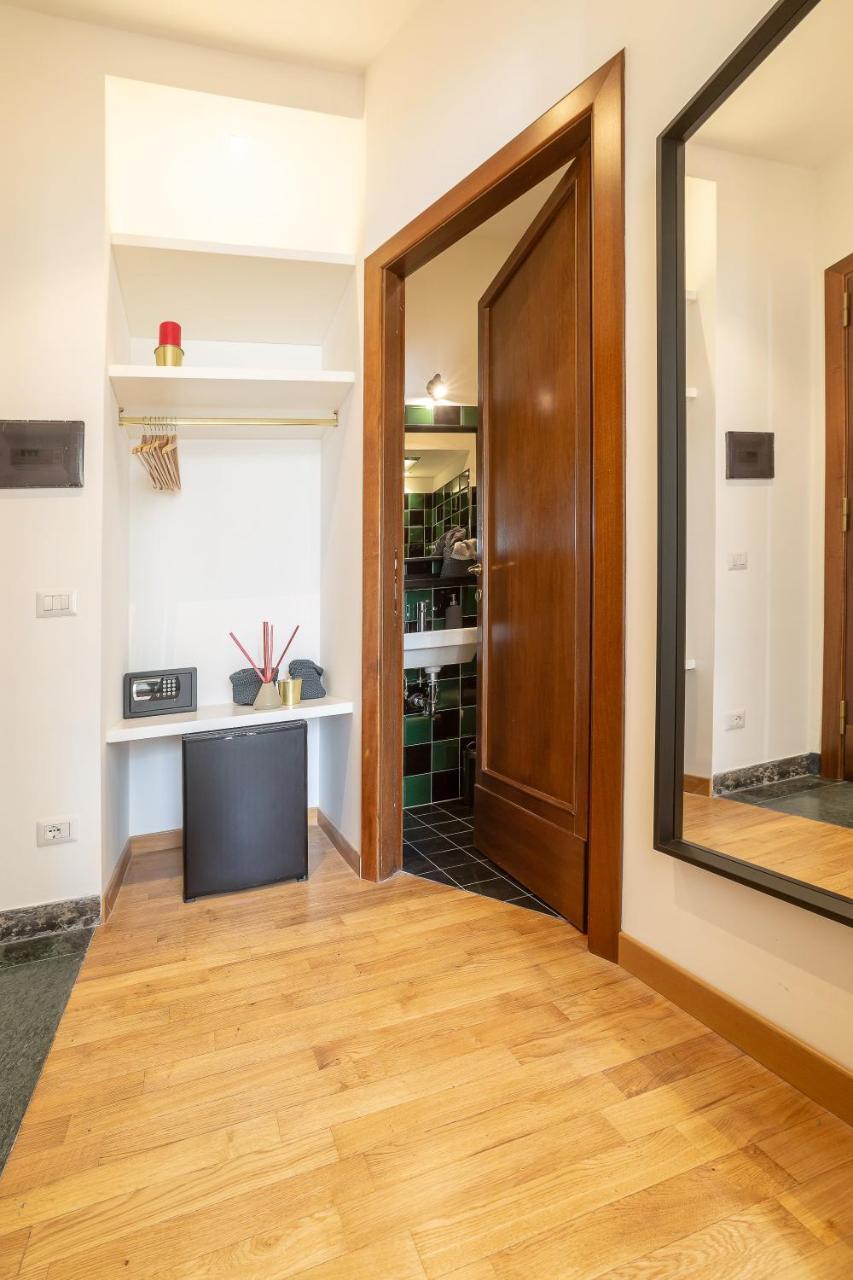 Lombardia40 Luxury Suites Roma Dış mekan fotoğraf