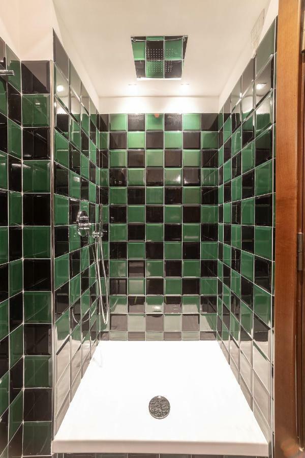 Lombardia40 Luxury Suites Roma Dış mekan fotoğraf